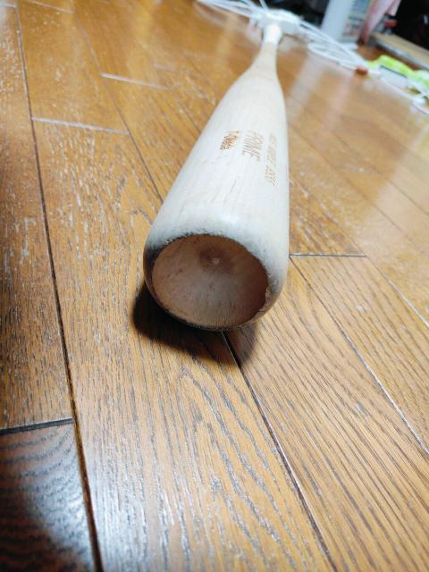 LouisvilleSlugger ルイスビルスラッガー 硬式 木製 野球 バット < レジャー/スポーツ  LouisvilleSlugger ルイスビルスラッガー 硬式 木製 野球 バット < レジャー/スポーツの