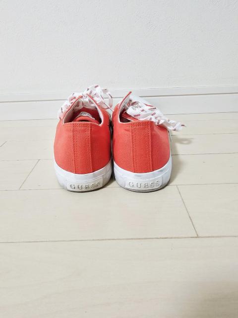 GUESS SSCq  LoXXj[J[ 27p  uh 