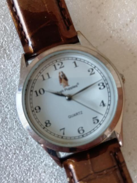  QUARTZ     rv@ Hush Puppies @  Y@ dr@  jANZT[/v 