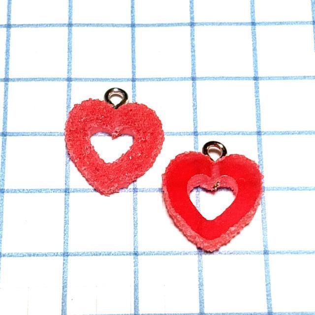 1061 赤色 ハート型のグミ 2個 スイーツチャーム アクセサリーパーツ お菓子 おやつ 食べ物 キャンディ < ペット/手芸/園芸 1061 赤色 ハート型のグミ 2個 スイーツチャーム アクセサリーパーツ お菓子 おやつ 食べ物 キャンディ < ペット/手芸/園芸の