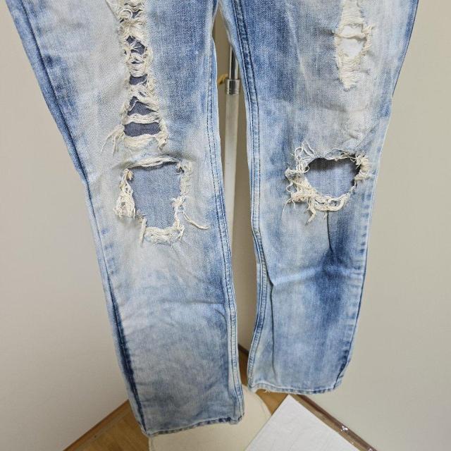 DIESEL�@�f�B�[�[���@�_���[�W�f�j�� ���C�g�u���[ �X�����t�B�b�g �� �u�����h�� 