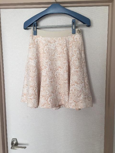 美品ジルバイジルスチュアート ビジューフレアスカート < ブランド  美品ジルバイジルスチュアート ビジューフレアスカート  < ブランドの