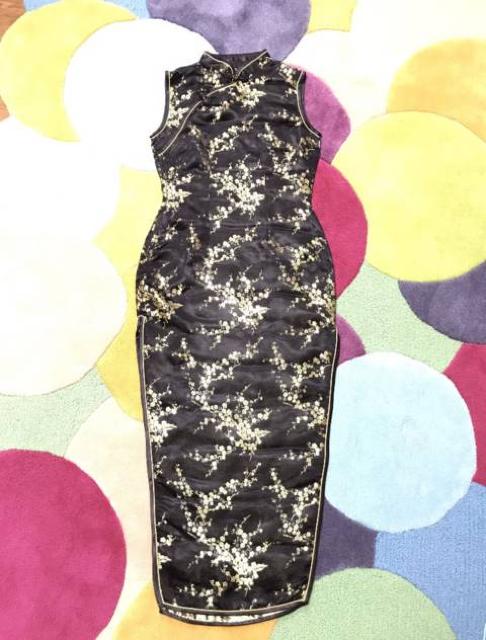 ハロウィン〓コスプレ〓黒gold箔スリットチャイナドレス(M〜L)美品 < 女性ファッション ハロウィン〓コスプレ〓黒gold箔スリットチャイナドレス(M〜L)美品 < 女性ファッションの