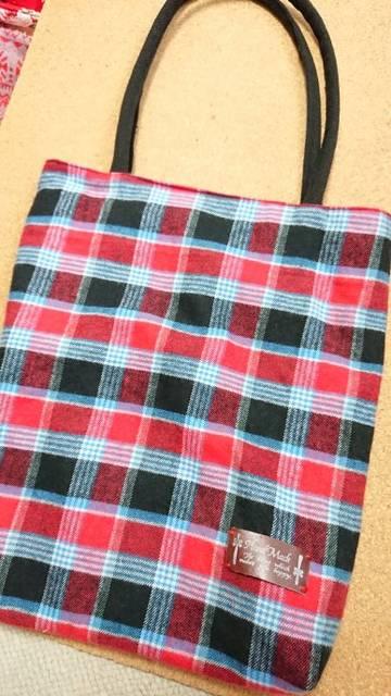ハンドメイド 縦長 起毛バッグ < 女性ファッション  ハンドメイド 縦長 起毛バッグ  < 女性ファッションの