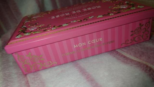 お菓子缶 かわいいお菓子缶 バラ 花柄 薔薇 丸型 四角 ゴンチャロフ モロゾフ < インテリア/ライフ お菓子缶 かわいいお菓子缶 バラ 花柄 薔薇 丸型 四角 ゴンチャロフ モロゾフ < インテリア/ライフの