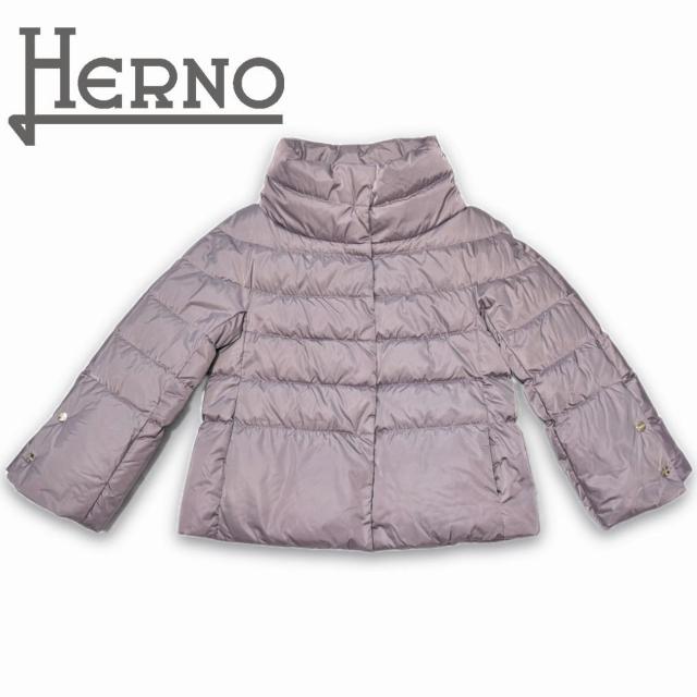 新品ヘルノHERNOハイカラー袖ボタン ダウンジャケット ハ < ブランド 新品ヘルノHERNOハイカラー袖ボタン ダウンジャケット ハ < ブランドの
