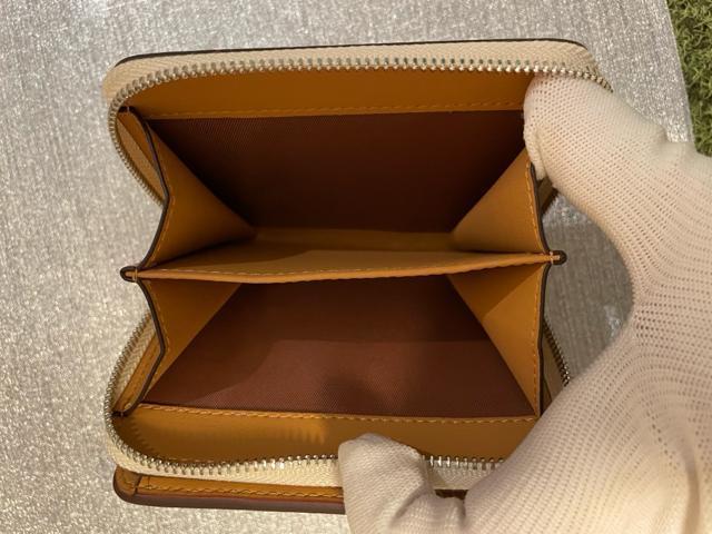 COACH �R�Y�~�b�N�@�E�H���b�g�@��܂�@���z�@�����@�_�C�i�\�[�@���g�p