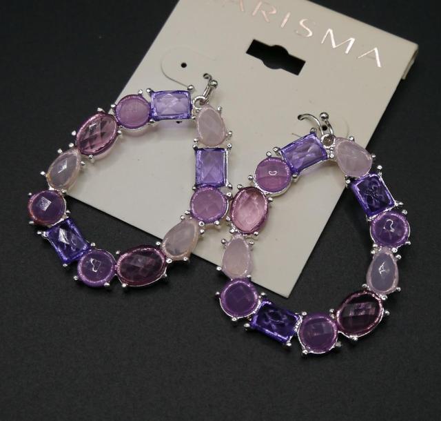 新品 アンティーク調 紫系ラインストーン ピアス < 女性アクセサリー/時計  新品 アンティーク調 紫系ラインストーン ピアス  < 女性アクセサリー/時計の