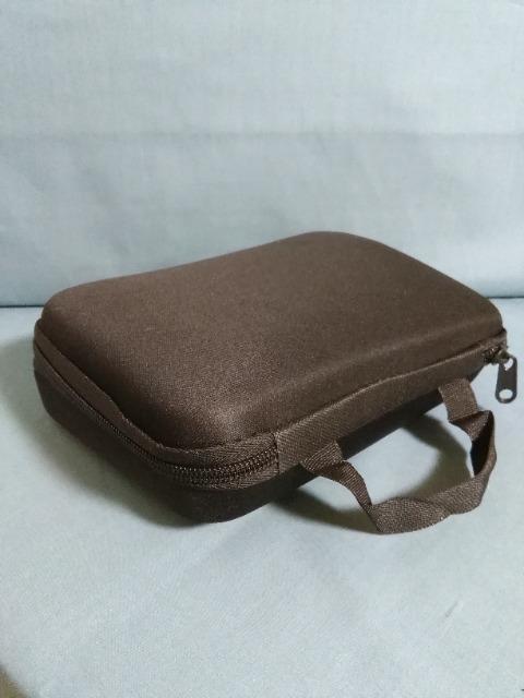 �J�����t���~�j�h���[���@�u���b�N �� �z�r�[�� 