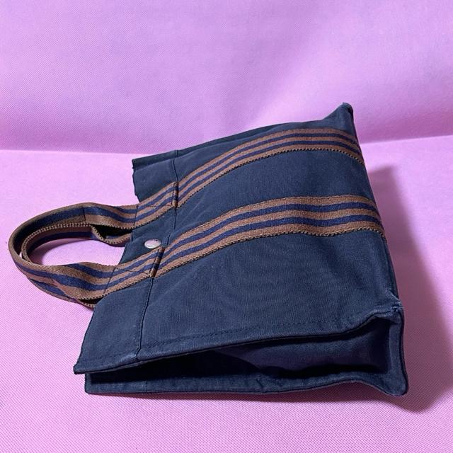 HERMES Fourre-Tout �G�����X PM �t�[���g�D �g�[�g�o�b�O �l�C�r�[ �u���E�� �� �u�����h�� 