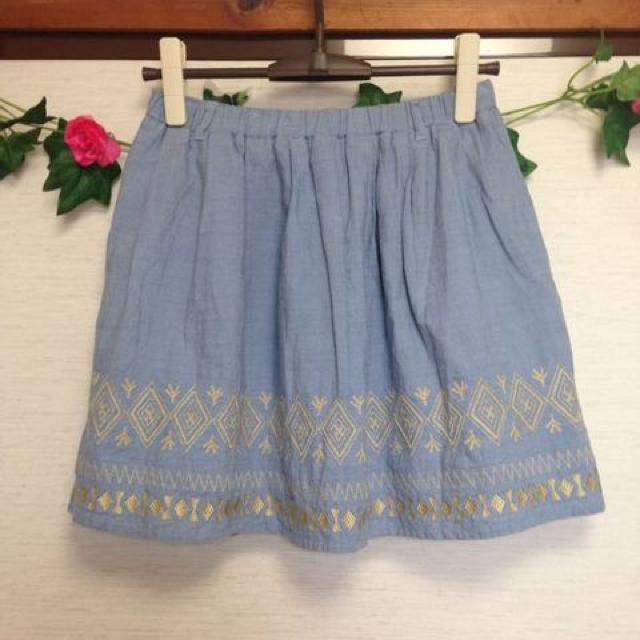 ページボーイ◆デニム ブルー  刺繍 フレア ミニスカート M < ブランド  ページボーイ◆デニム ブルー  刺繍 フレア ミニスカート M  < ブランドの