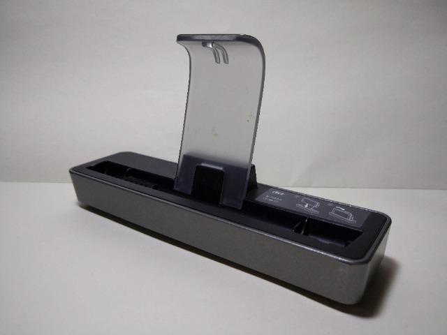 充電卓上ホルダーKYY21PUA・ACアダプターKYL21PQA < 家電/AV  充電卓上ホルダーKYY21PUA・ACアダプターKYL21PQA  < 家電/AVの