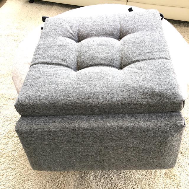 ☆美品 特殊2つ折りチェアクッション厚手 ライトグレー 2個セット☆ < インテリア/ライフ  ☆美品 特殊2つ折りチェアクッション厚手 ライトグレー 2個セット☆ < インテリア/ライフの