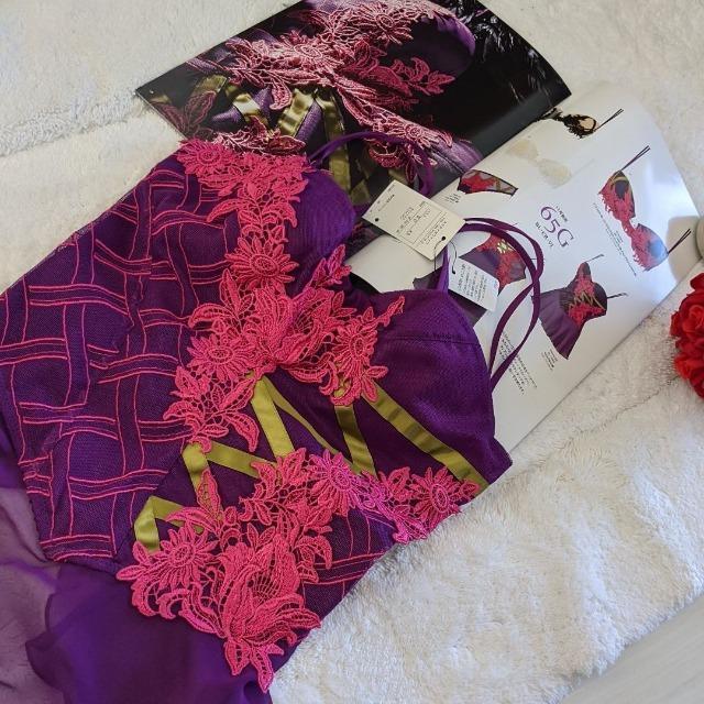 STUDIO FIVE/スタディオファイブ/65G/カップ付キャミソール/80/VI/27500円税込/栄光の影/称賛への階段 < 女性ファッション  STUDIO FIVE/スタディオファイブ/65G/カップ付キャミソール/80/VI/27500円税込/栄光の影/称賛への階段 < 女性ファッションの