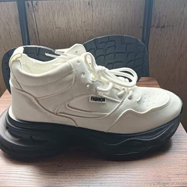 新品 25cm レディース スニーカー ホワイト シューズ 靴 身長アップ 厚底 < 女性ファッション  新品 25cm レディース スニーカー ホワイト シューズ 靴 身長アップ 厚底 < 女性ファッションの