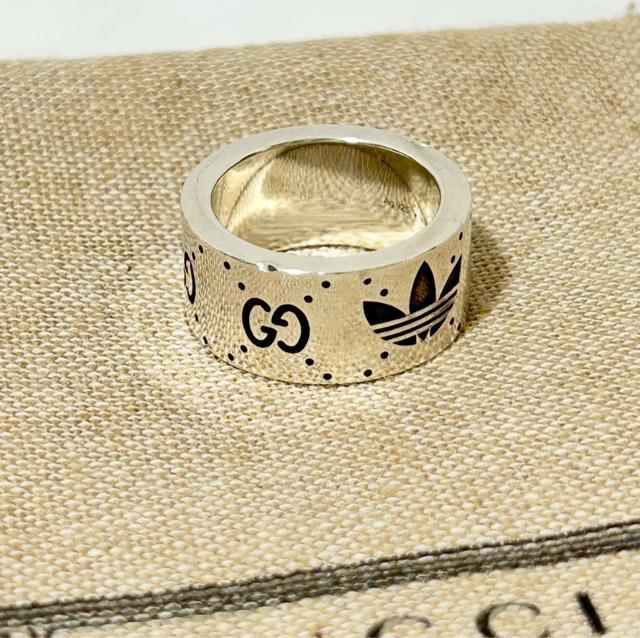 GUCCI adidas グッチ アディダス エングレービング 925 リング < ブランド  GUCCI adidas グッチ アディダス エングレービング 925 リング < ブランドの