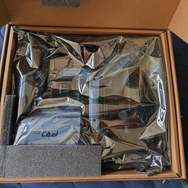 ASRock B650 Pro RS �� PC�{��/���Ӌ@��� 