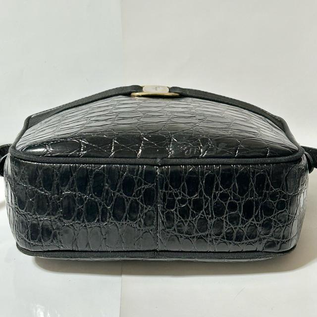 Salvatore Ferragamo �t�F���K�� ���@�� �N���R�^���� A21 6577 �V�����_�[�o�b�O �u���b�N �S�[���h �� �u�����h�� 