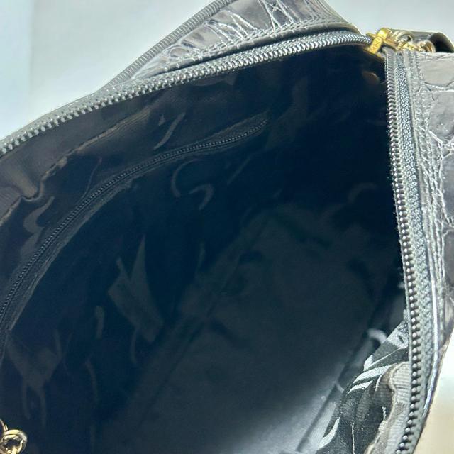 Salvatore Ferragamo �t�F���K�� ���@�� �N���R�^���� A21 6577 �V�����_�[�o�b�O �u���b�N �S�[���h �� �u�����h�� 