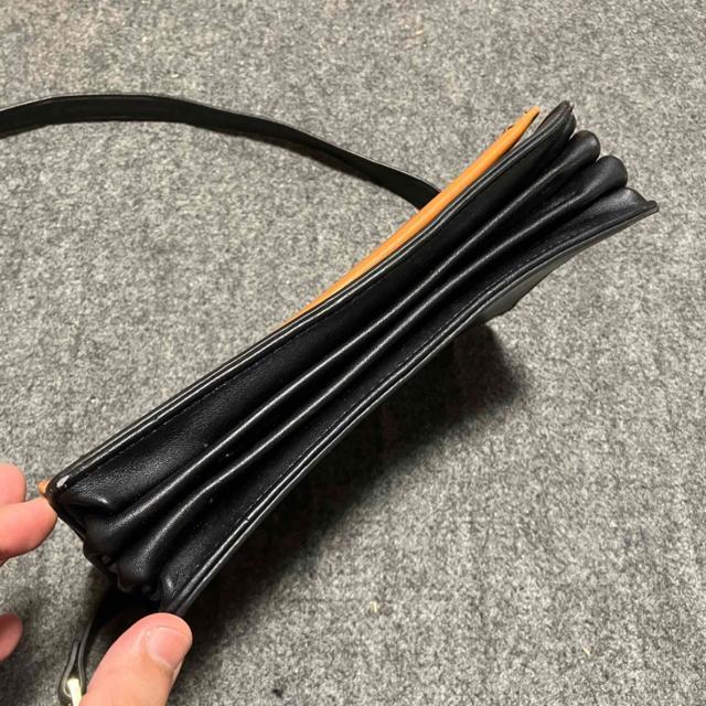 �y�m�[�u�����h�����z �o�C�J���[ �~ �V�����_�[�o�b�O �� �����t�@�b�V������ 