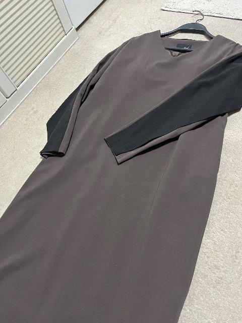 スコットクラブ系後ろケープデザインワンピース < ブランド スコットクラブ系後ろケープデザインワンピース < ブランドの