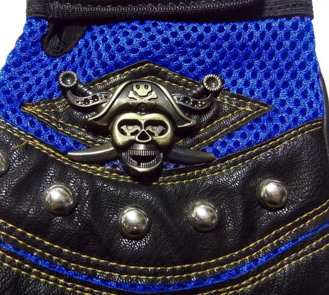 スカル ガイコツ 海賊 パイレーツ スタッズ フィンガーレス ハーフ グローブ レザーグローブ 半指 指無し 手袋 青色 ブルー < 男性ファッション  スカル ガイコツ 海賊 パイレーツ スタッズ フィンガーレス ハーフ グローブ レザーグローブ 半指 指無し 手袋 青色 ブルー < 男性ファッションの