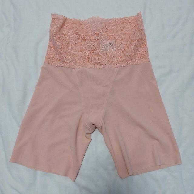 ピンク 骨盤ガードル風ハーフスパッツ Sサイズ レース クリーニング済み < 女性ファッション ピンク 骨盤ガードル風ハーフスパッツ Sサイズ レース クリーニング済み < 女性ファッションの