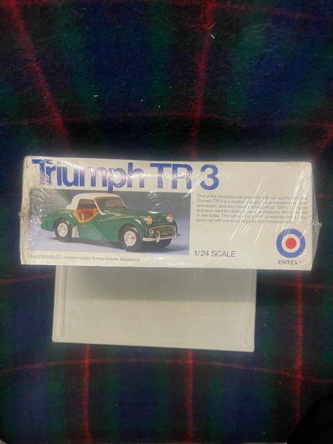 ENTEX 1959 Triumph TR3 1/24 SCALE プラモデル 日本語説明書入り < ホビー ENTEX 1959 Triumph TR3 1/24 SCALE プラモデル 日本語説明書入り < ホビーの