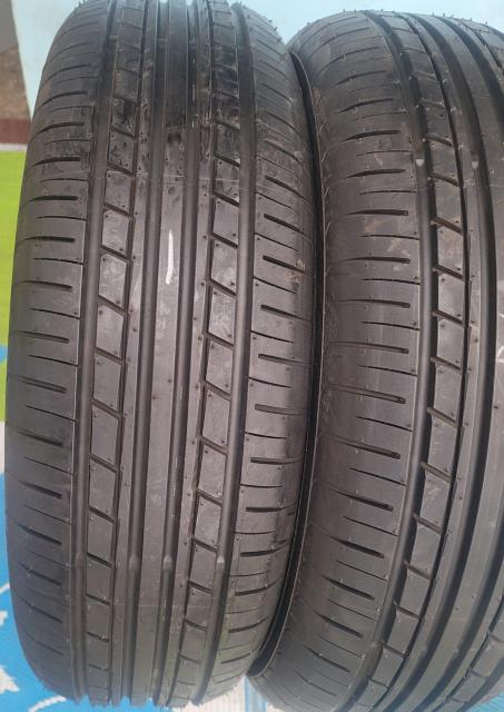 �o���a�I�قڐV�i ���R�n�} ECOS ES31 16�C���`215/65R16 98H�^�C���̂�2�{�Z�b�g���F���t�@�C�A �� ������/�o�C�N
