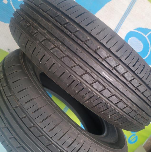 �o���a�I�قڐV�i ���R�n�} ECOS ES31 16�C���`215/65R16 98H�^�C���̂�2�{�Z�b�g���F���t�@�C�A �� ������/�o�C�N