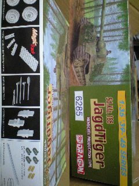 1/35 DRAGON Sd.Kfz.186 쒀 -Ng^CK[ 6285  zr[ 