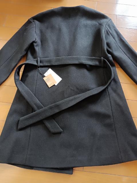 ELLE★定価約4万.新品タグ付き★リボン付きコート★便利な役立つ黒★素敵綺麗★エル★かなりお得に。これからに大活躍★絶対オススメ < 女性ファッション ELLE★定価約4万.新品タグ付き★リボン付きコート★便利な役立つ黒★素敵綺麗★エル★かなりお得に。これからに大活躍★絶対オススメ < 女性ファッションの