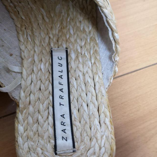 ZARAのサンダル < ブランド  ZARAのサンダル < ブランドの