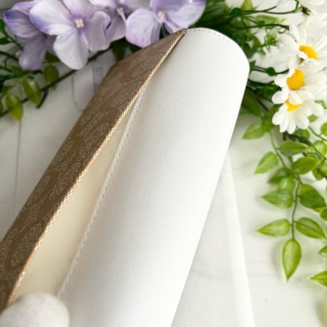 �V�i  ���g�p  COACH  �����z  �V�O�l�`���[  �X����  �z���C�g  ���f�B�[�X���z  ��e��  �A�E�g���b�g