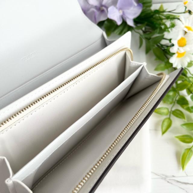 �V�i  ���g�p  COACH  �����z  �V�O�l�`���[  �X����  �z���C�g  ���f�B�[�X���z  ��e��  �A�E�g���b�g