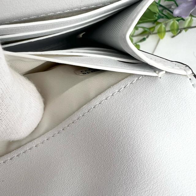 �V�i  ���g�p  COACH  �����z  �V�O�l�`���[  �X����  �z���C�g  ���f�B�[�X���z  ��e��  �A�E�g���b�g