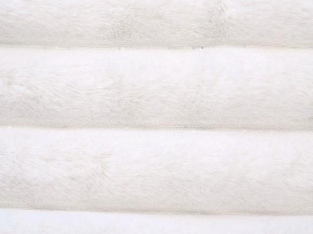 新品 ファー ジレ ベスト アイボリー 秋 冬 上質 フェイクファー ふわふわ ボリューム 羽織り 8736 ML < 女性ファッション 新品 ファー ジレ ベスト アイボリー 秋 冬 上質 フェイクファー ふわふわ ボリューム 羽織り 8736 ML < 女性ファッションの