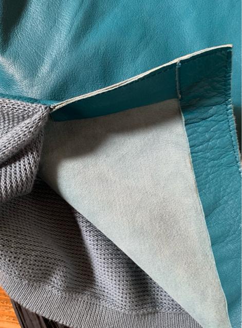 ITALY製 小羊革半?ニット 青色 サイズL 送料無料 < 女性ファッション  ITALY製 小羊革半?ニット 青色 サイズL 送料無料 < 女性ファッションの