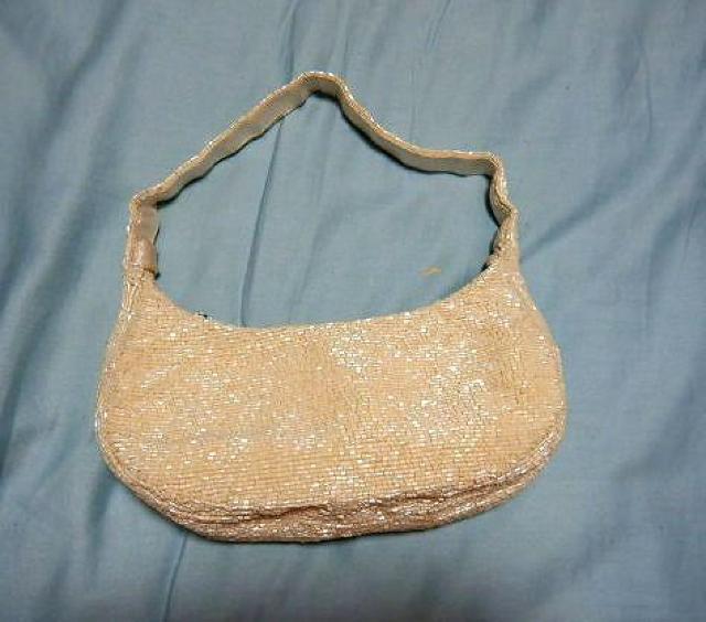 ◆モイナ MOYNA ハンドバッグ ビーズ 中古品 < 女性ファッション  ◆モイナ MOYNA ハンドバッグ ビーズ 中古品 < 女性ファッションの