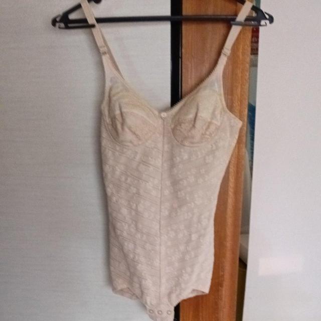 美品、ワコールボディスーツ < 女性ファッション  美品、ワコールボディスーツ  < 女性ファッションの