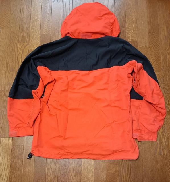 Um[XtFCX  MOUNTAIN JACKET }EeWPbg IW/ubN  jt@bV 