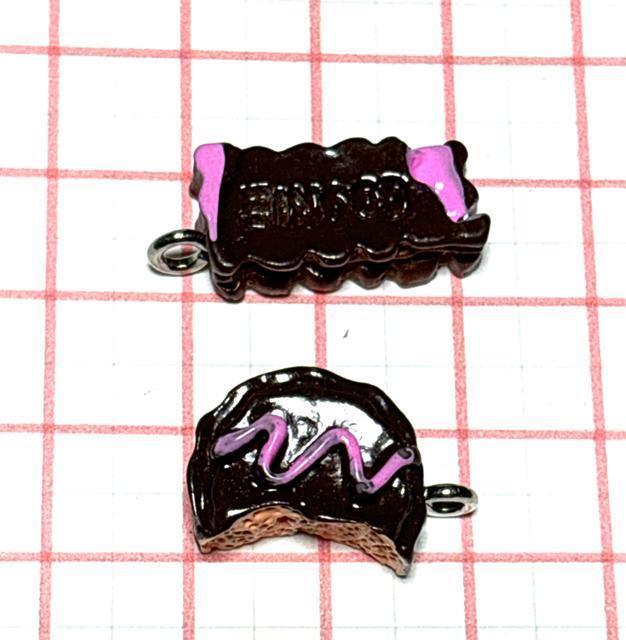 310 チョコレート菓子 2個入り ケーキ クッキー デザート ミニチュア 樹脂パーツ チャーム < ペット/手芸/園芸 310 チョコレート菓子 2個入り ケーキ クッキー デザート ミニチュア 樹脂パーツ チャーム < ペット/手芸/園芸の