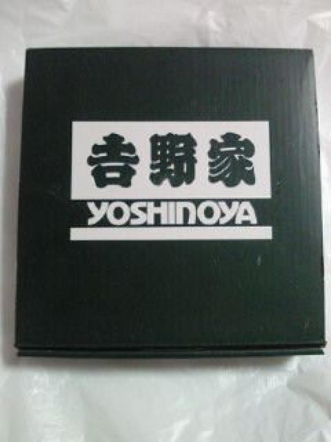 牛丼 吉野家 オリジナル グッズ キャラクター よっぴー お皿 ホワイト 小皿 < ホビー  牛丼 吉野家 オリジナル グッズ キャラクター よっぴー お皿 ホワイト 小皿 < ホビーの