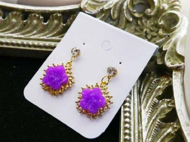 新品ゴスロリ姫系アンティーク調紫系お花ピアス < 女性アクセサリー/時計  新品ゴスロリ姫系アンティーク調紫系お花ピアス  < 女性アクセサリー/時計の
