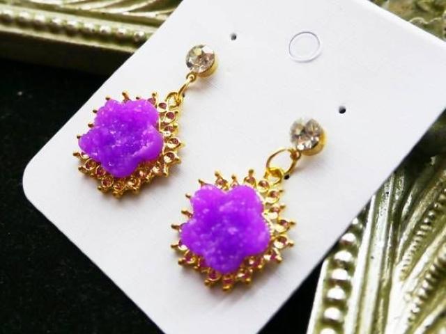 新品ゴスロリ姫系アンティーク調紫系お花ピアス < 女性アクセサリー/時計  新品ゴスロリ姫系アンティーク調紫系お花ピアス < 女性アクセサリー/時計の