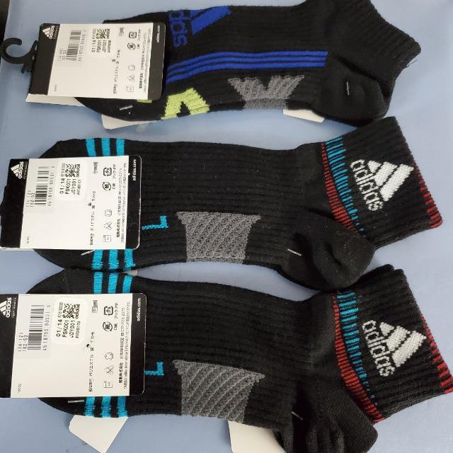 送料込み★アディダス★左右専用設計!靴下3足セット★23-25p★ < ブランド  送料込み★アディダス★左右専用設計!靴下3足セット★23-25p★ < ブランドの