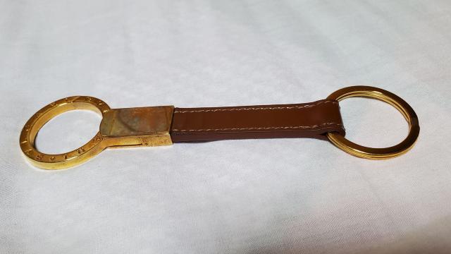 正規良 ブルガリ B-zeroロゴ サークル エナメルレザーコンビキーリング 茶 ゴールドエンブレムフック マルチキーホルダー < ブランド  正規良 ブルガリ B-zeroロゴ サークル エナメルレザーコンビキーリング 茶 ゴールドエンブレムフック マルチキーホルダー < ブランドの