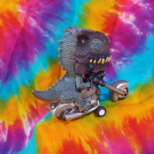 リアルで面白い( *´艸)バイクに乗ったティラノサウルス□恐竜ダイナソーライダー < ホビー  リアルで面白い( *´艸)バイクに乗ったティラノサウルス□恐竜ダイナソーライダー < ホビーの