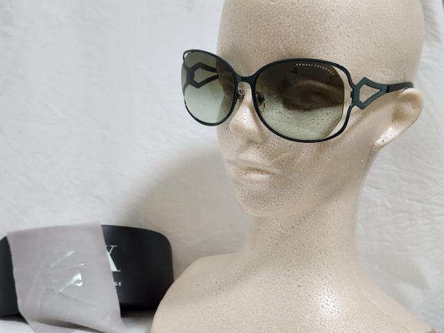 正規美 レア! ハイド着 同型 アルマーニエクスチェンジ ゴシックメタルサングラス 黒系緑 A/X アイコンロゴ ロック 付属有 < ブランド  正規美 レア! ハイド着 同型 アルマーニエクスチェンジ ゴシックメタルサングラス 黒系緑 A/X アイコンロゴ ロック 付属有 < ブランドの