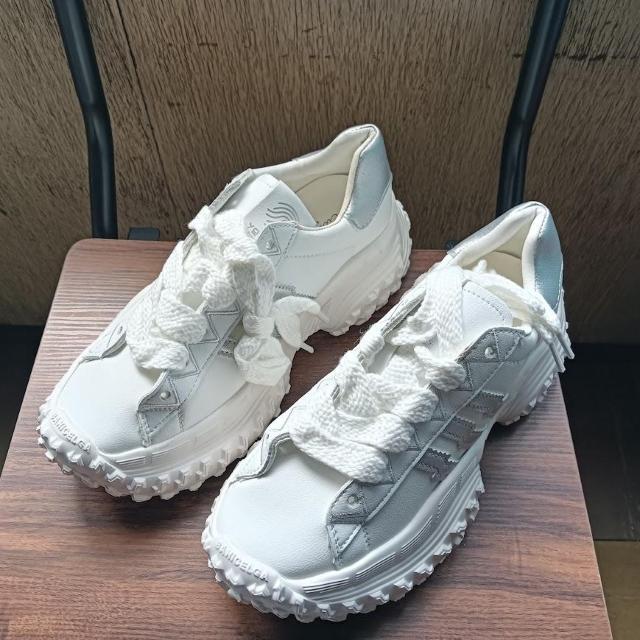 新品 25cm レディース スニーカー ホワイト シューズ 靴 身長アップ 厚底 < 男性ファッション  新品 25cm レディース スニーカー ホワイト シューズ 靴 身長アップ 厚底  < 男性ファッションの